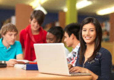 Purpose Behind Hiring Essay Writing Services by the Students